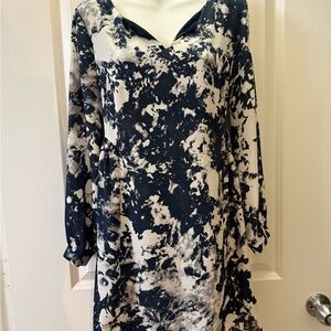 Paper Crown Elegant Navy Dress